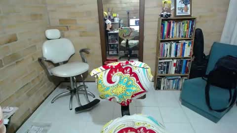 Violeta Gmez online show from 09-15-25, 02:22