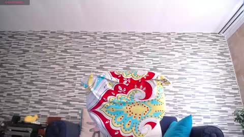 Snapshot of violetagomez_co chatting on 05-11-26, 04:04 Violeta Gmez online show from 05-11-26, 04:04