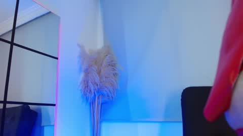 Snapshot of violetarainn chatting on 12-01-25, 02:22 Violeta online show from 12-01-25, 02:22