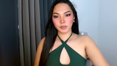 Snapshot of violetasha chatting on 02-10-25, 08:20 violet online show from 02-10-25, 08:20