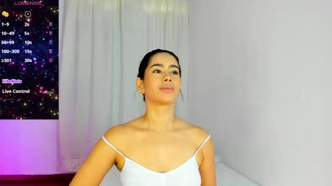 Violeta online show from 04-18-26, 12:09