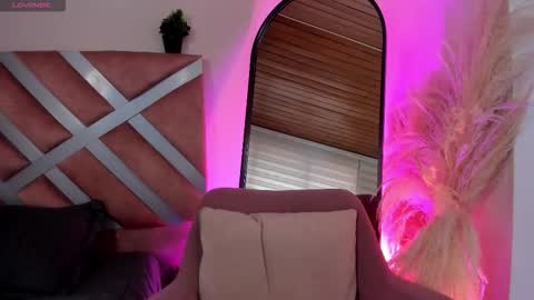 Call me Violet online show from 10-30-25, 07:36