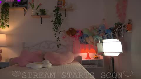 Snapshot of violeth___ chatting on 05-06-26, 10:20 violeth___ online show from 05-06-26, 10:20