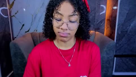 violeth_b online show from 03-18-26, 12:52