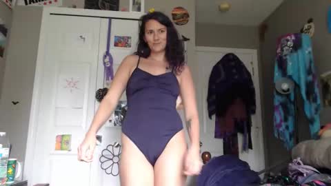 Violet Hooper online show from 05-11-26, 04:48