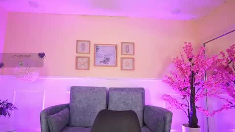 violetjonesx online show from 05-14-26, 11:39
