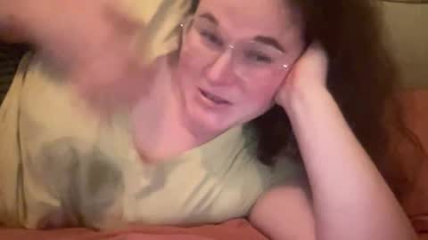 Snapshot of violetlyhappy chatting on 03-09-26, 10:47 violetlyhappy online show from 03-09-26, 10:47