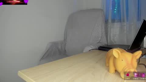 violetparkker online show from 11-19-25, 04:45