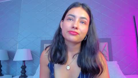 Snapshot of violetrousse chatting on 02-11-26, 03:50 Violet Rousse online show from 02-11-26, 03:50