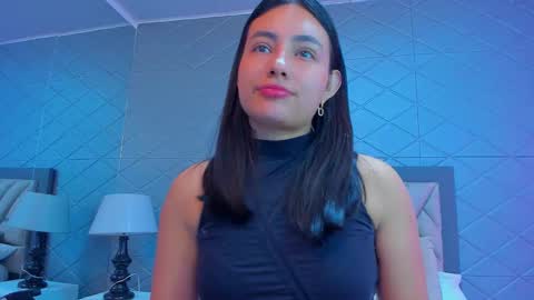 Snapshot of violetrousse chatting on 03-24-26, 02:33 Violet Rousse online show from 03-24-26, 02:33