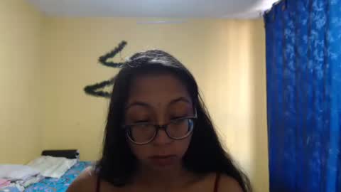 Snapshot of violetsexhot999 chatting on 12-14-24, 01:05 Violet777 online show from 12-14-24, 01:05