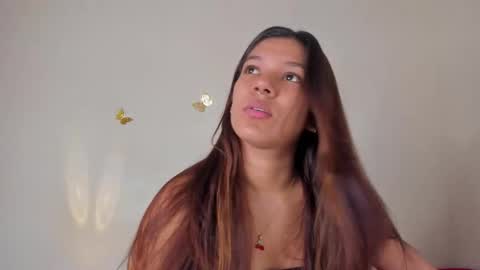 Snapshot of violett_24_ chatting on 11-21-25, 12:54 violett_24_ online show from 11-21-25, 12:54