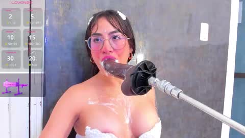 Violett online show from 10-10-25, 08:02