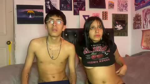Snapshot of violett_dante chatting on 04-26-26, 10:02 violett_dante online show from 04-26-26, 10:02