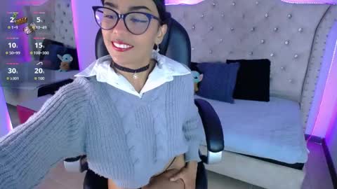 Snapshot of violett_garden chatting on 05-20-26, 11:16 Violet online show from 05-20-26, 11:16