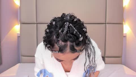 Snapshot of violett_rabbit_ chatting on 01-10-26, 11:56 Violett online show from 01-10-26, 11:56