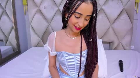 Snapshot of violett_rabbit_ chatting on 03-03-26, 08:26 Violett online show from 03-03-26, 08:26