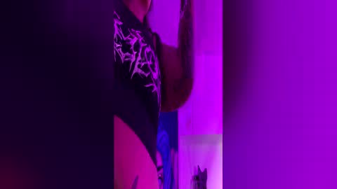  VIOLETT online show from 06-12-26, 07:02