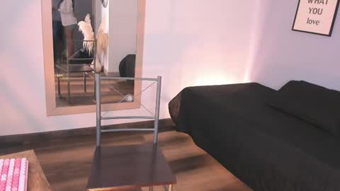 violetta_bold online show from 02-18-25, 05:42