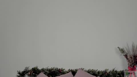 Snapshot of violetta_finch chatting on 01-26-25, 08:14 violetta_finch online show from 01-26-25, 08:14