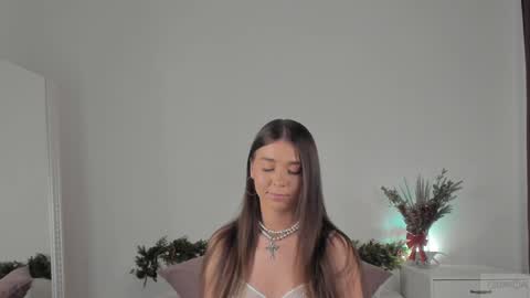 Snapshot of violetta_finch chatting on 01-29-25, 11:20 violetta_finch online show from 01-29-25, 11:20