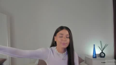 Snapshot of violetta_finch chatting on 02-06-25, 05:40 violetta_finch online show from 02-06-25, 05:40