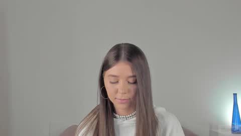 Snapshot of violetta_finch chatting on 02-15-25, 10:22 violetta_finch online show from 02-15-25, 10:22