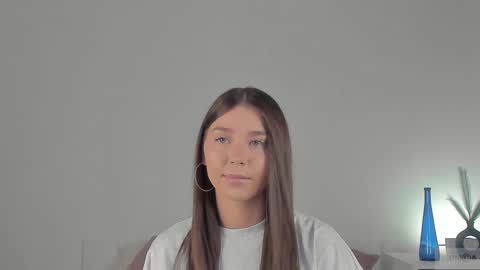 Snapshot of violetta_finch chatting on 02-28-25, 09:25 violetta_finch online show from 02-28-25, 09:25