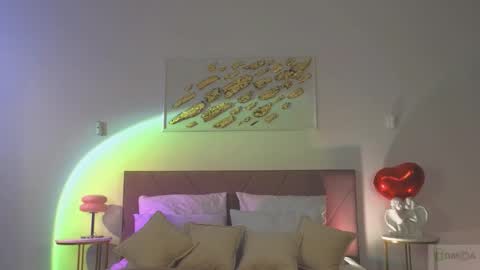 Snapshot of violetta_finch chatting on 02-23-26, 10:34 violetta_finch online show from 02-23-26, 10:34