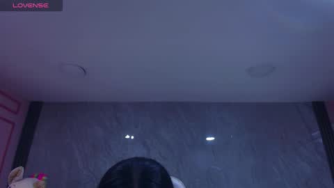 Violetta  online show from 10-29-25, 03:42