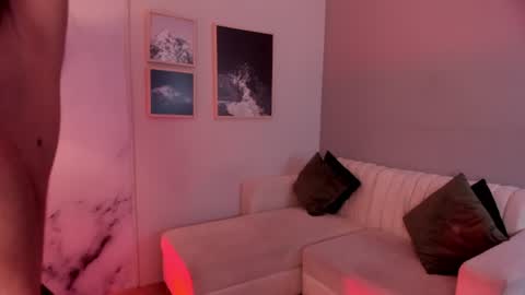 Snapshot of violetta_nur chatting on 07-27-26, 09:11 Violetta nur online show from 07-27-26, 09:11