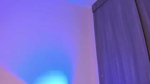 violetta independent model online show from 03-21-26, 08:19