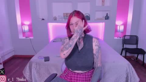 ViolettaBaker online show from 02-07-25, 07:27