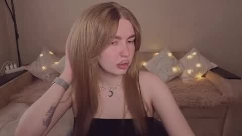 ViolettaOtis online show from 04-13-26, 12:10