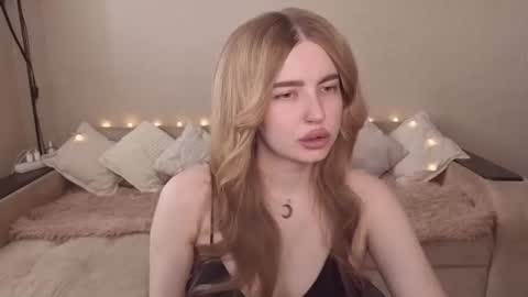 Snapshot of violettaotis chatting on 07-02-26, 10:32 ViolettaOtis online show from 07-02-26, 10:32