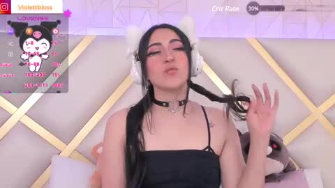 Snapshot of violettbloss chatting on 01-29-25, 12:22 Violeta online show from 01-29-25, 12:22