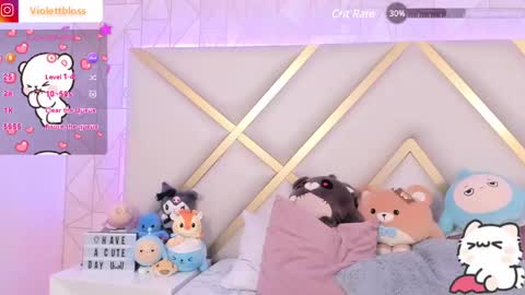 Snapshot of violettbloss chatting on 02-15-25, 03:42 Violeta online show from 02-15-25, 03:42