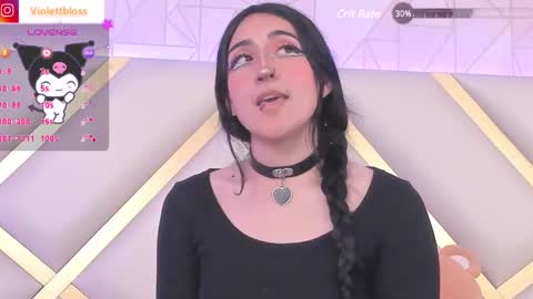 Snapshot of violettbloss chatting on 02-26-25, 03:53 Violeta online show from 02-26-25, 03:53
