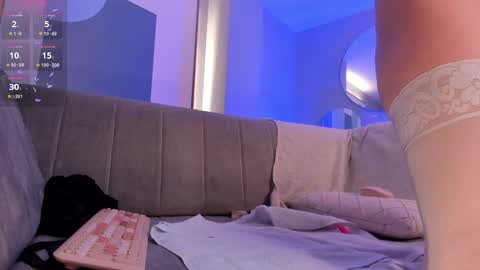 Violett Castel online show from 01-30-25, 11:02