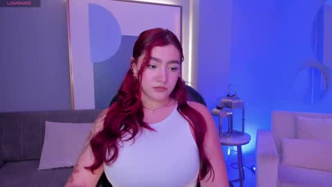 Violett Castel online show from 03-09-25, 04:55