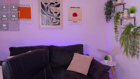 Violett Castel online show from 04-20-26, 07:26