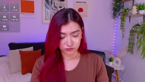 Snapshot of violettcastel chatting on 05-09-26, 10:15 Violett Castel online show from 05-09-26, 10:15