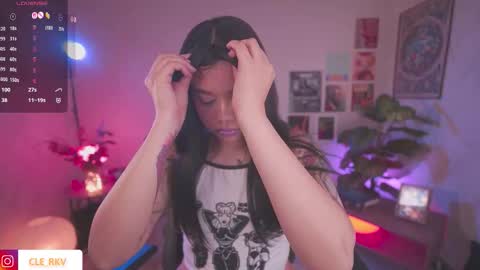 JULIE UWU online show from 01-10-26, 09:16