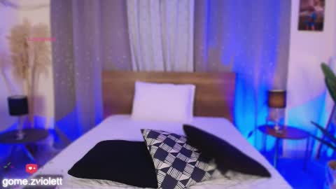 Violett online show from 11-23-25, 04:12