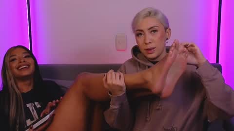 Violet online show from 02-26-25, 01:00