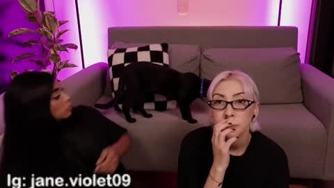 Violet online show from 12-15-25, 12:48