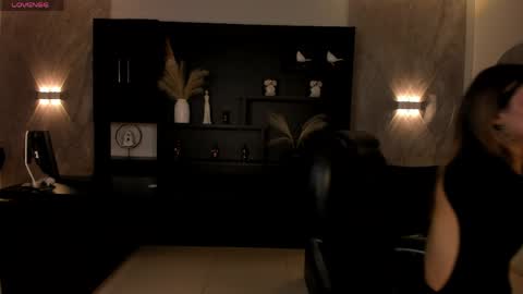 Violett  online show from 03-29-26, 05:24