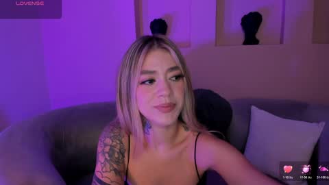 Violett  online show from 05-02-26, 10:31
