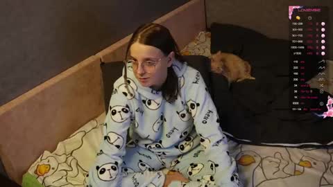 Snapshot of violetwin chatting on 05-01-26, 05:06 Violet online show from 05-01-26, 05:06