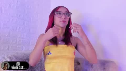 Snapshot of violetwinters_ chatting on 06-18-26, 03:51 violetwinters_ online show from 06-18-26, 03:51
